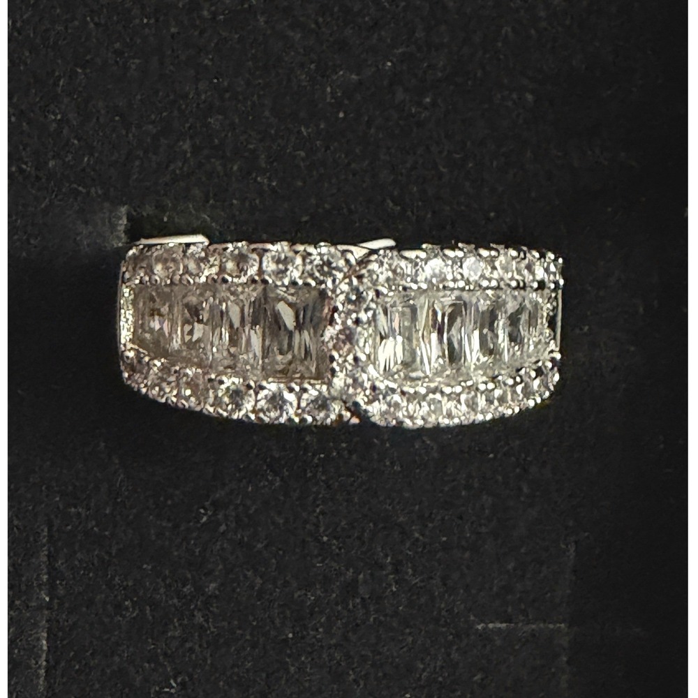 Rhinestone Cocktail Ring Silver Tone Statement Band